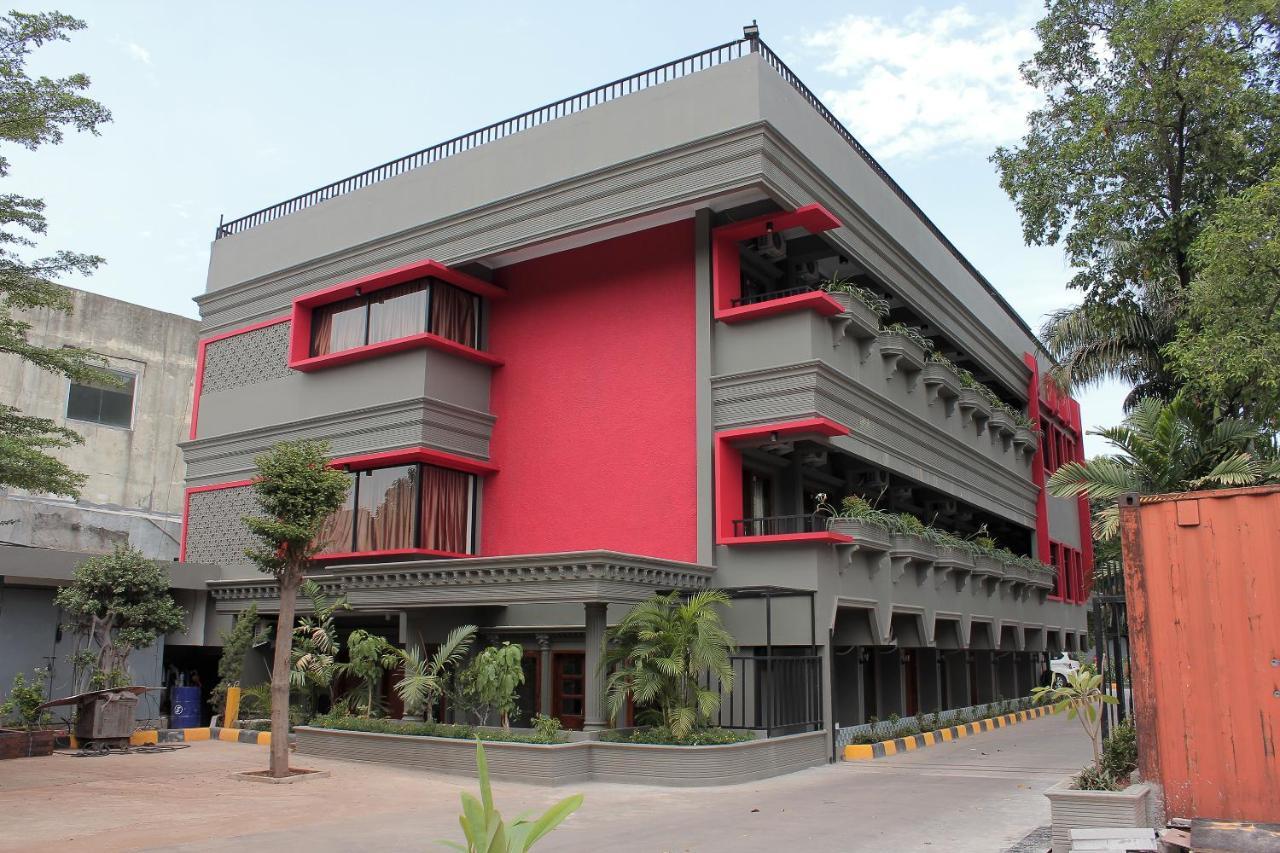 Oyo 222 M@Jayakarta Hotel ภายนอก รูปภาพ