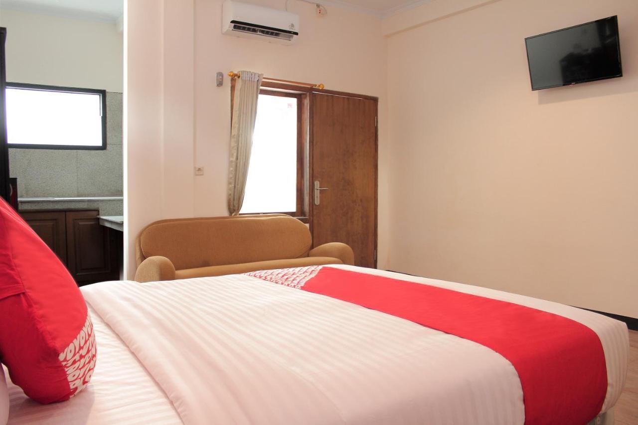 Oyo 222 M@Jayakarta Hotel ภายนอก รูปภาพ